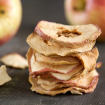 Cinnamon Apple Crisps