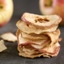 Cinnamon Apple Crisps