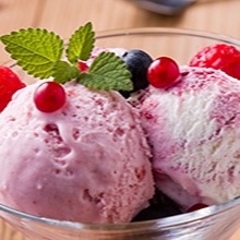 Cherry Cheesecake No-Churn Ice Cream